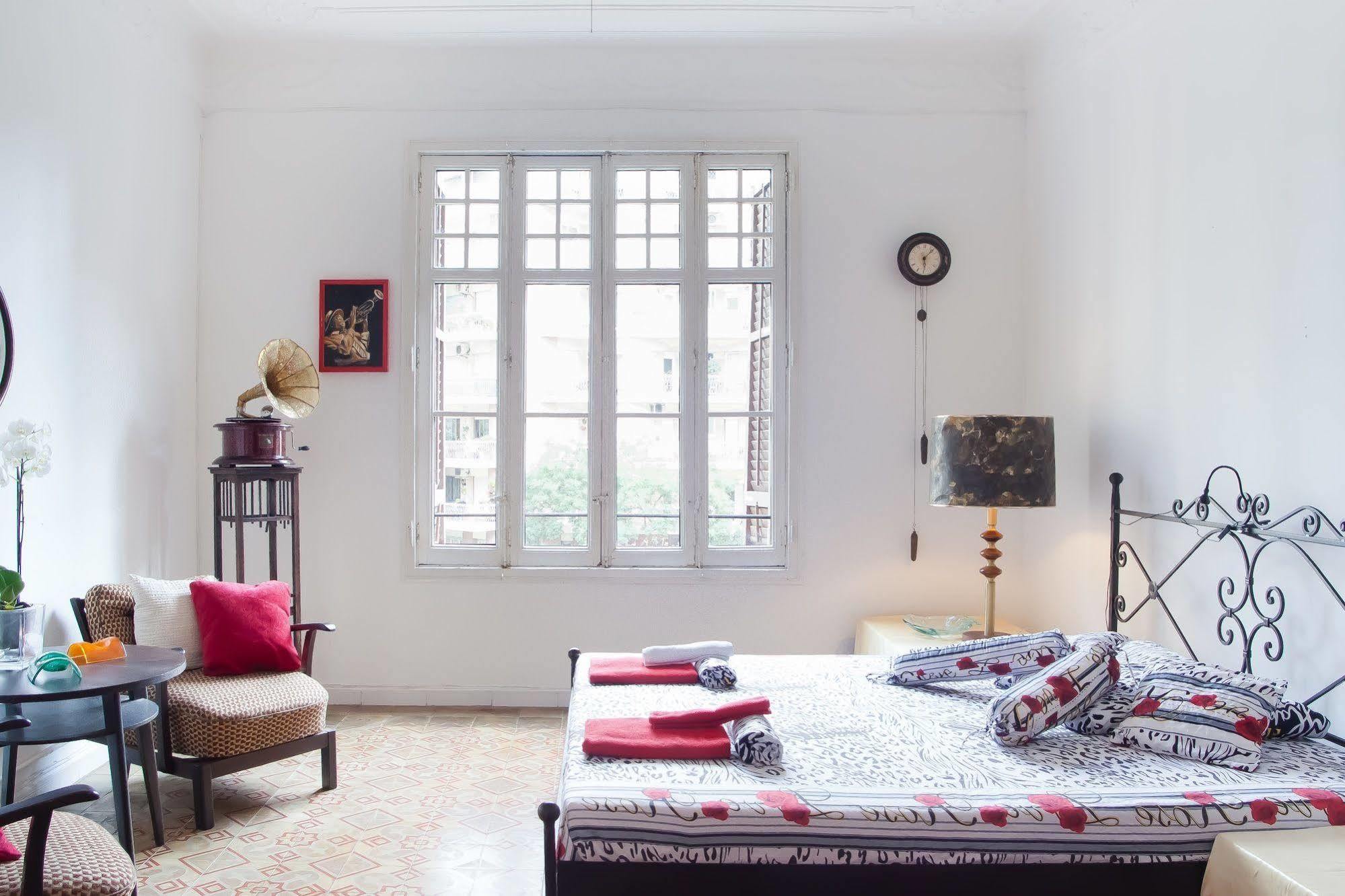 Bed and Breakfast Casa Trianon à Barcelone Extérieur photo