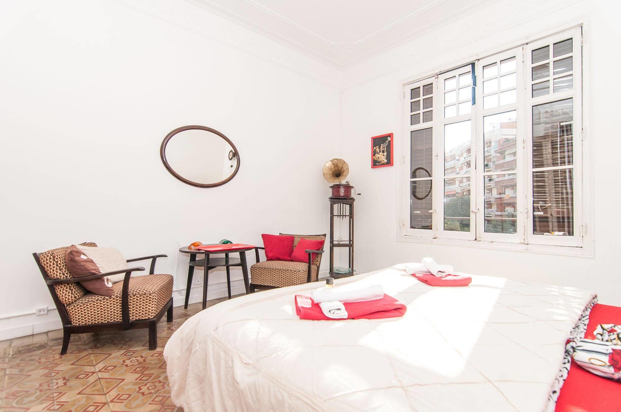 Bed and Breakfast Casa Trianon à Barcelone Extérieur photo